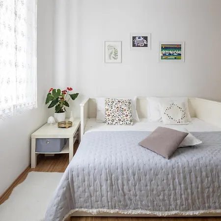 Marianne's Place شقة *